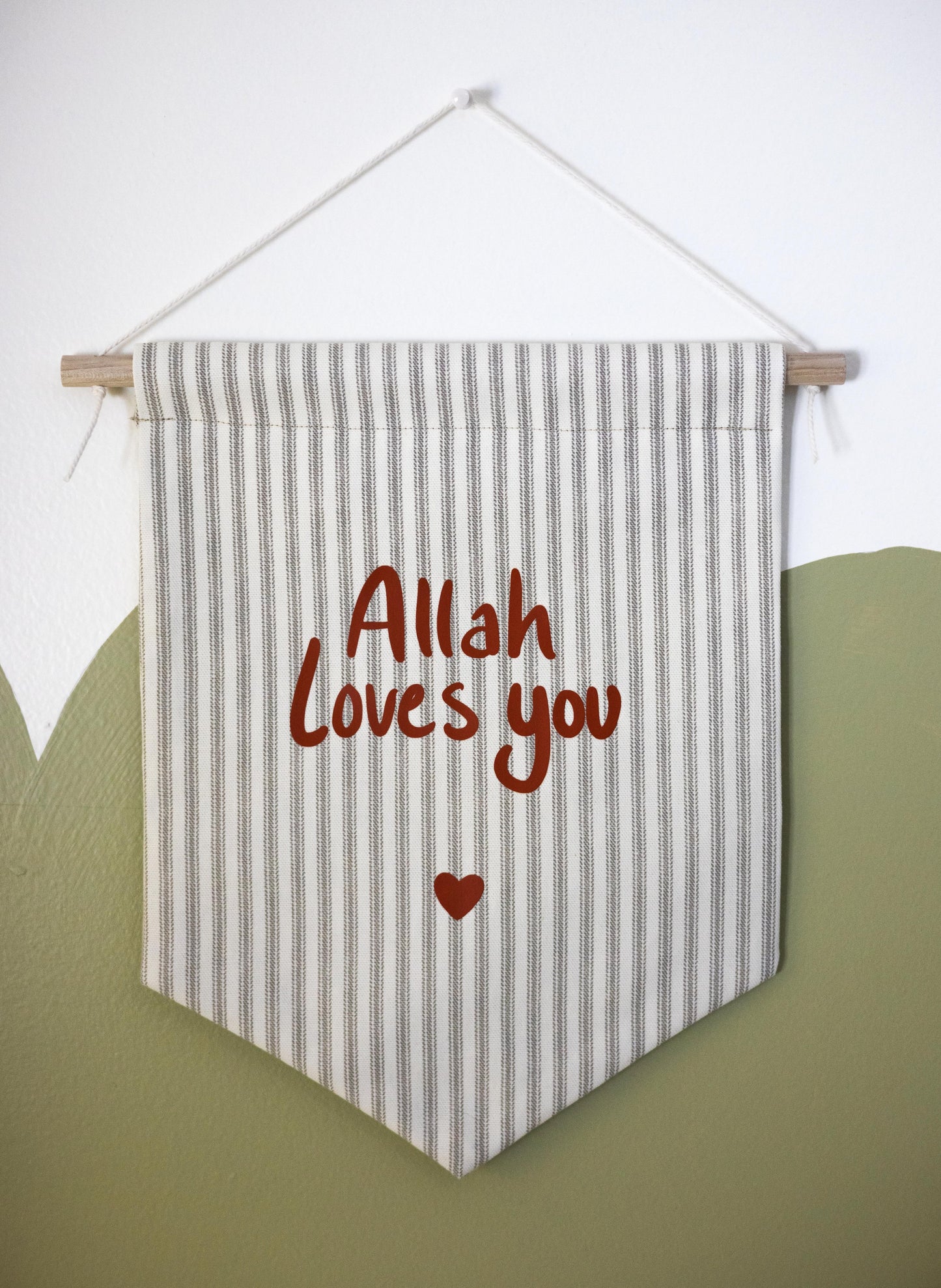 'Allah Loves You' Wall Banner
